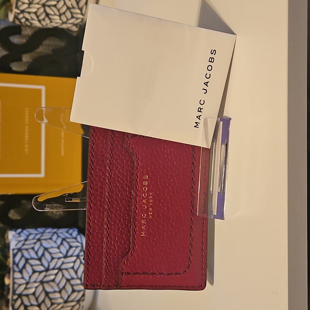 NWT MARC JACOBS Pebble Leather Card Case
